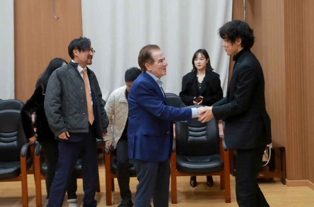 640.jpg 图片